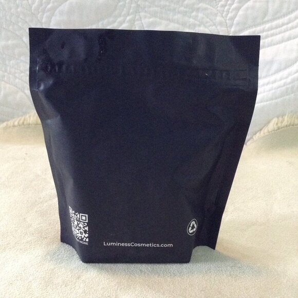 Luminess Pro Air Brush System, Hand Held with New Sealed Makeup. Model LB100 - Picture 9 of 10